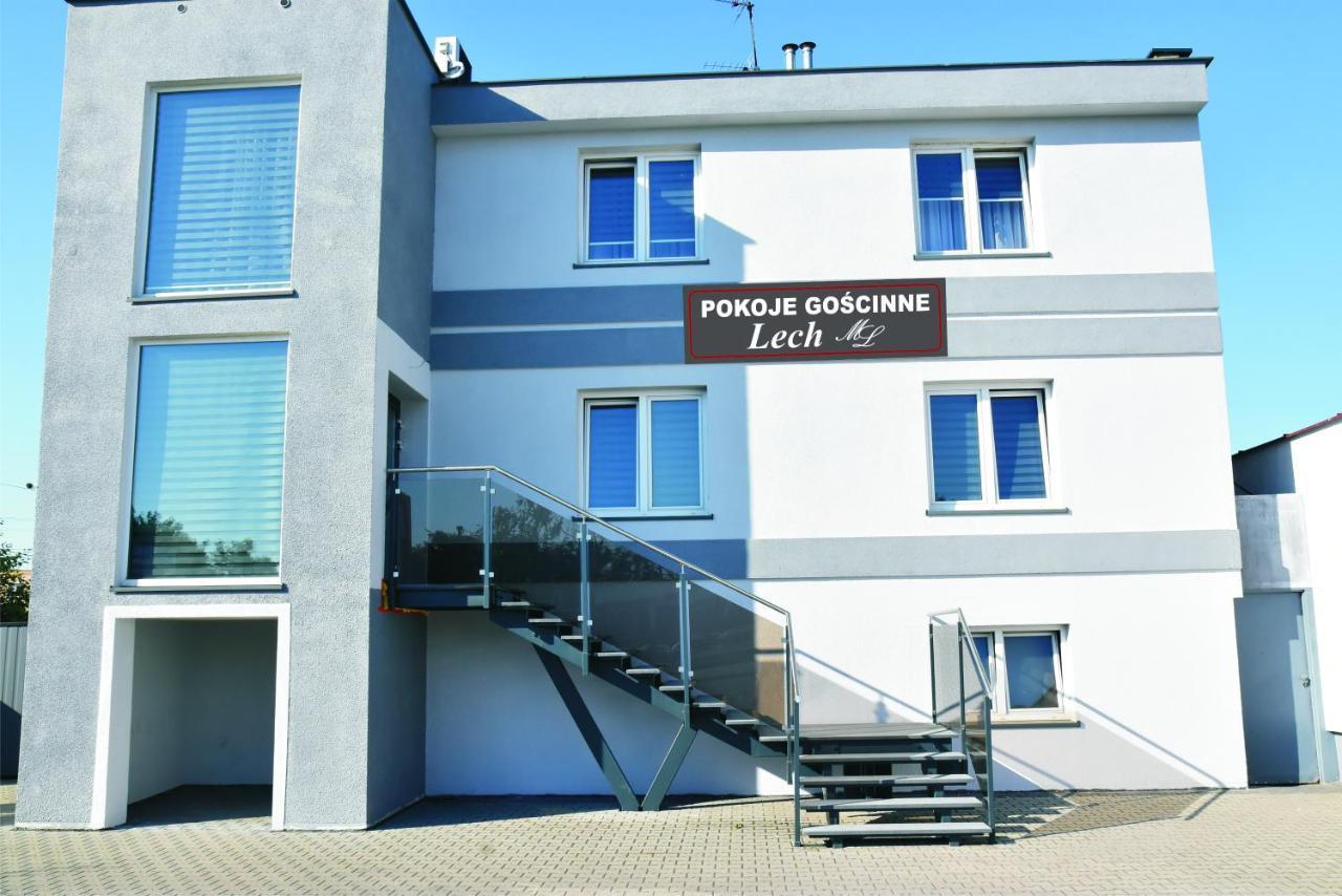 Pokoje Restauracja Lech Strzalkowo Luaran gambar